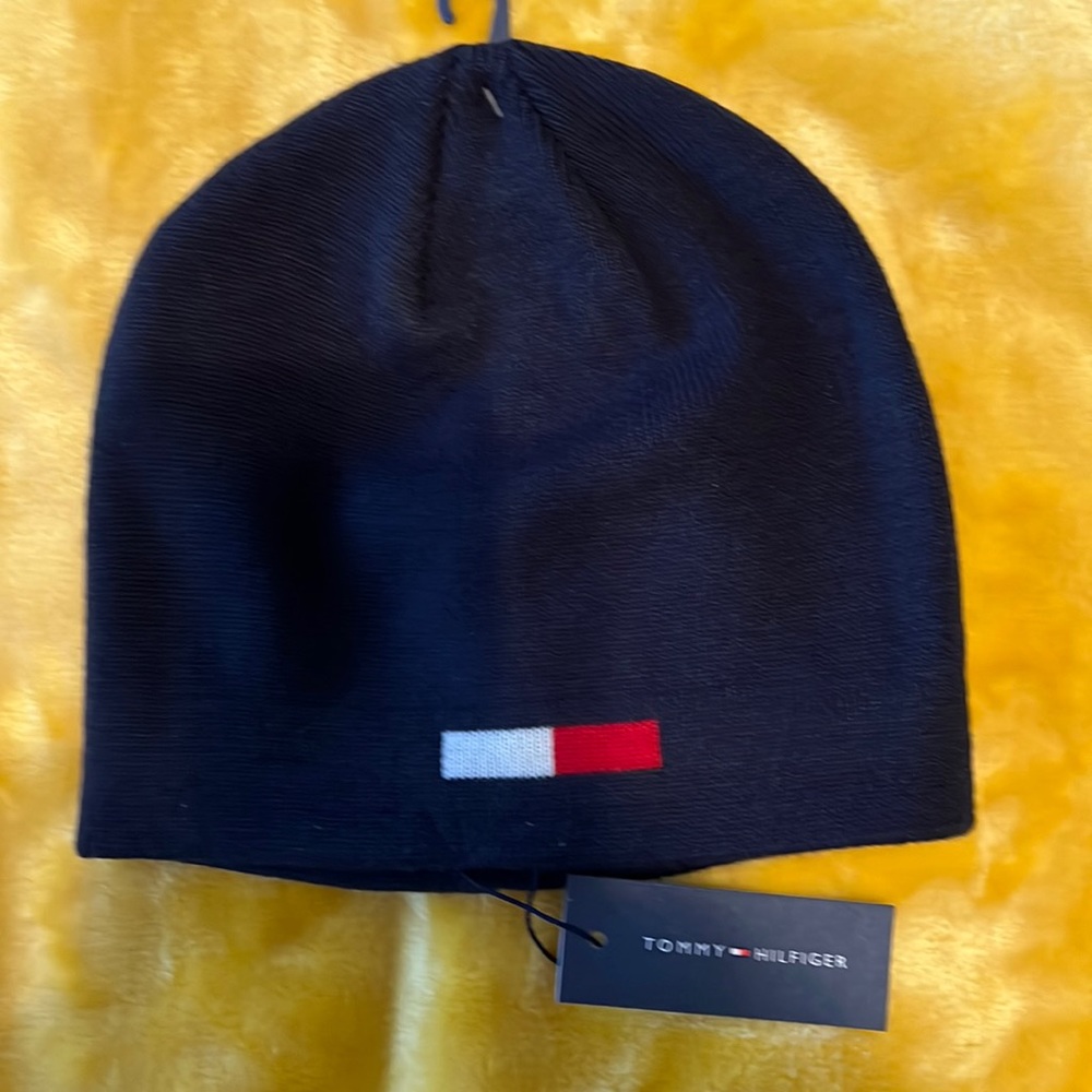 Tommy Hilfiger Knit Beanie